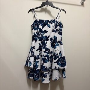 Windsor Blue & White Floral Bow Dress Size Small